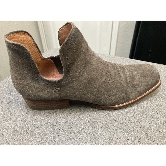 Zodiac Women's Boot Bootie Grey Suede Size  9.5  M  Western Toe - Picture 14 of 16